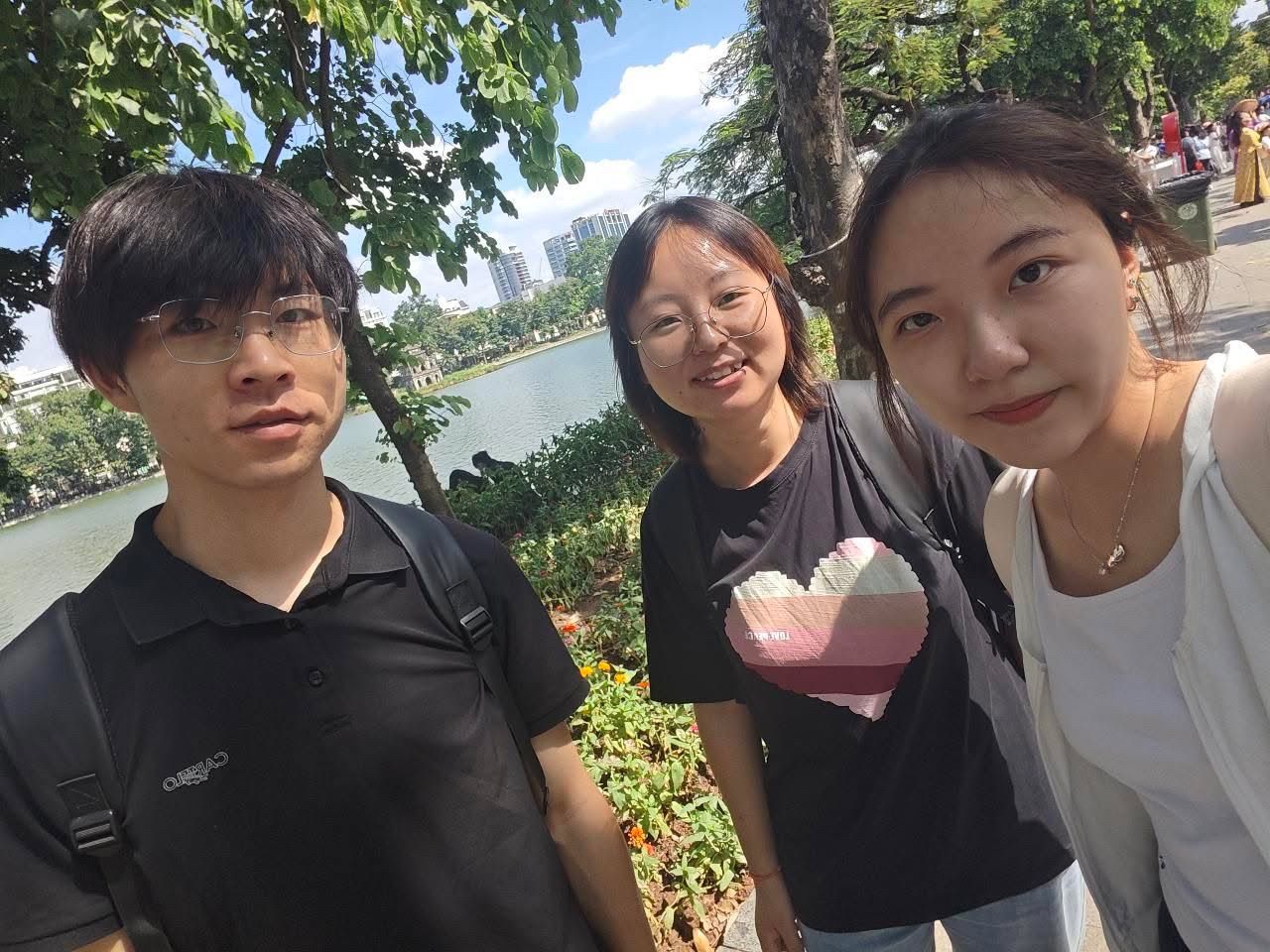 朋友們出門走走